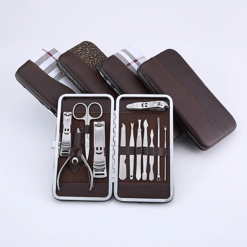 Compre Já Brasil indica Kit de Manicure Portátil com Cortador de Unhas, Pinça e Tesoura